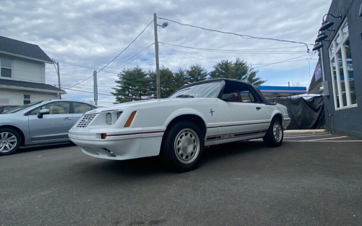 Ford-Mustang-Cabriolet-1984-16