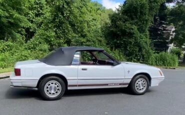 Ford-Mustang-Cabriolet-1984-26