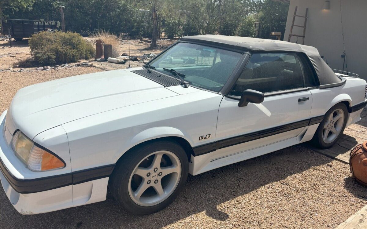 Ford-Mustang-Cabriolet-1988-1