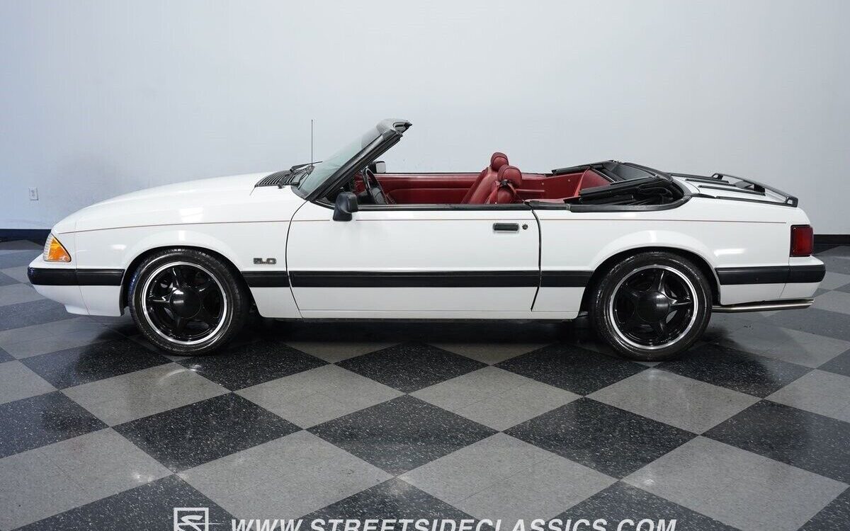 Ford-Mustang-Cabriolet-1991-2