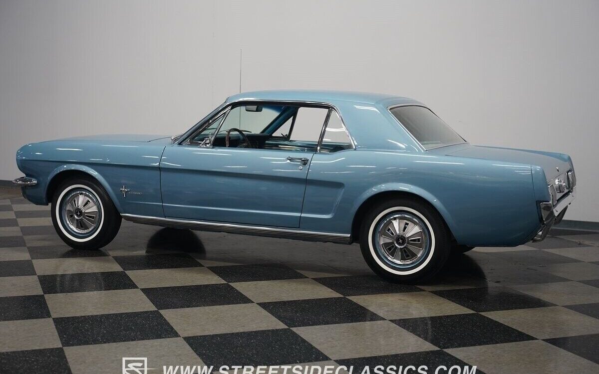 Ford-Mustang-Coupe-1966-10