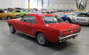 Ford-Mustang-Coupe-1966-10