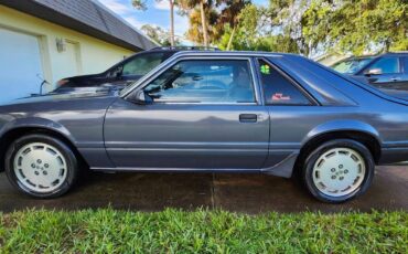 Ford-Mustang-Coupe-1984-3