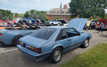 Ford-Mustang-Coupe-1985-10