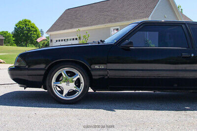 Ford-Mustang-Coupe-1993-3