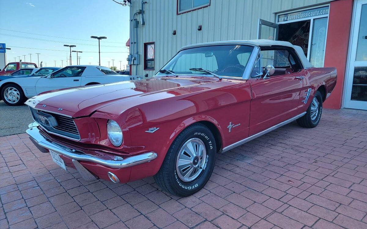 Ford-Mustang-convertible-1966-4