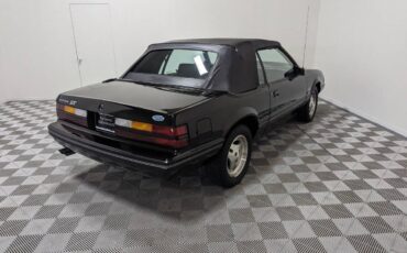 Ford-Mustang-glx-5.0-convertible-1983-2