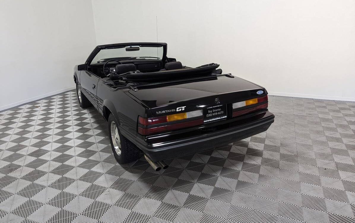 Ford-Mustang-glx-5.0-convertible-1983-8