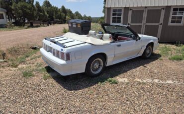 Ford-Mustang-gt-1990-4