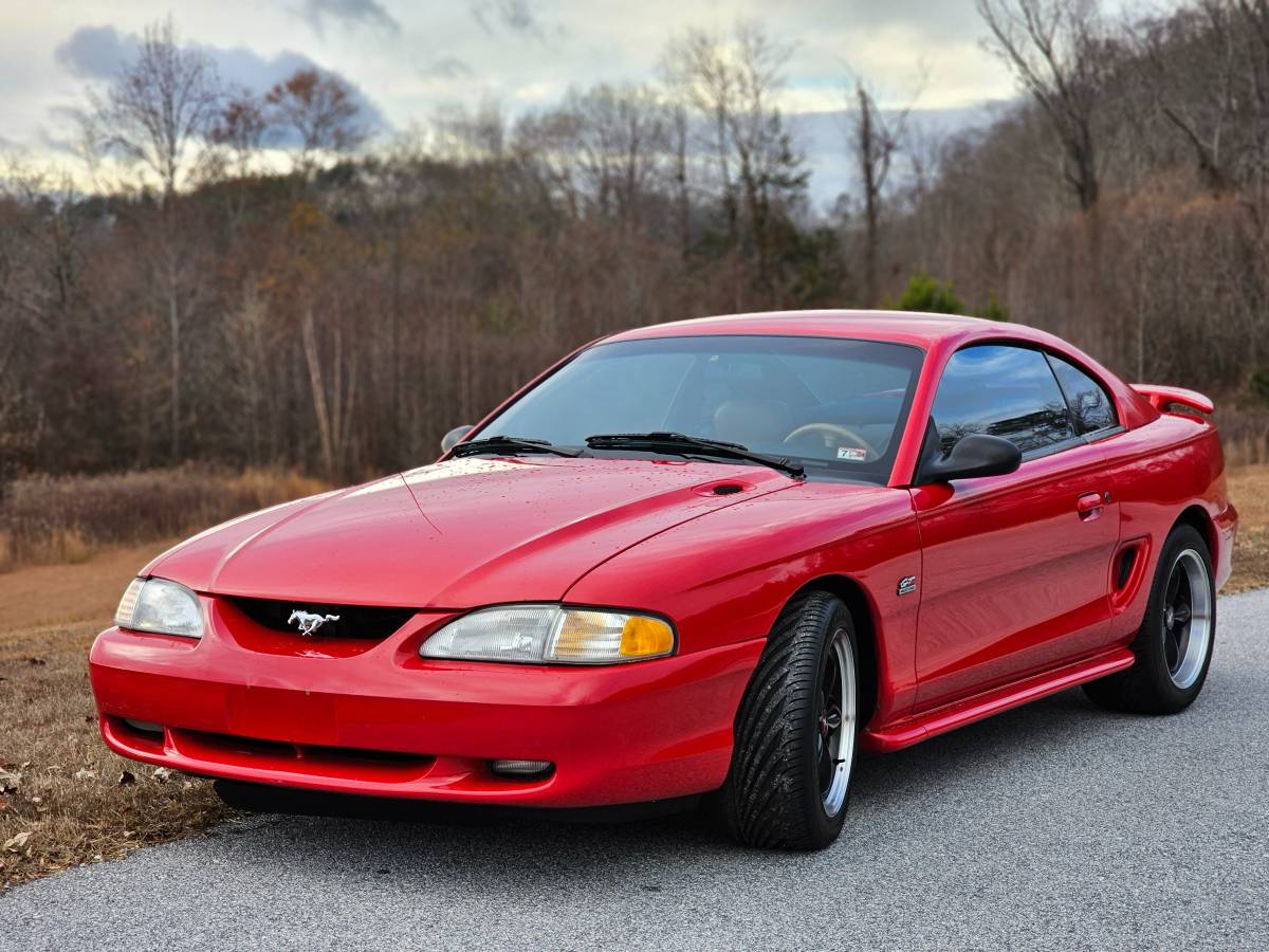 Ford-Mustang-gt-1994-1