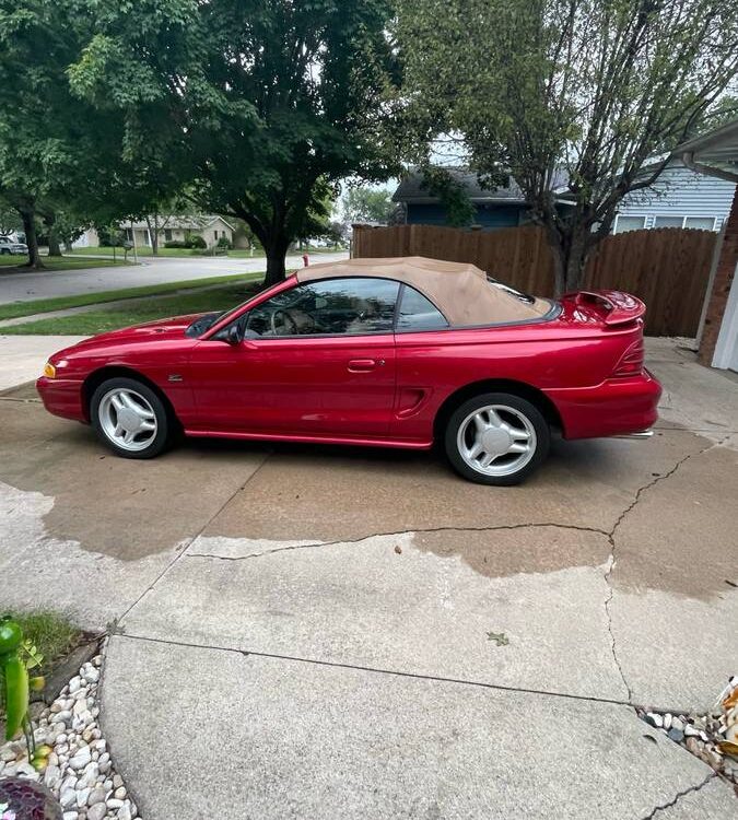 Ford-Mustang-gt-5.0-1994-3