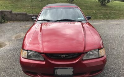 Ford Mustang gt convertible 1994