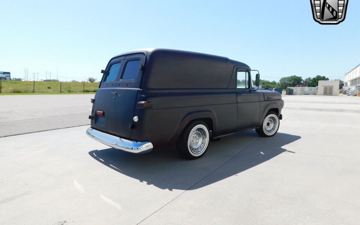 Ford-Panel-Truck-1959-7