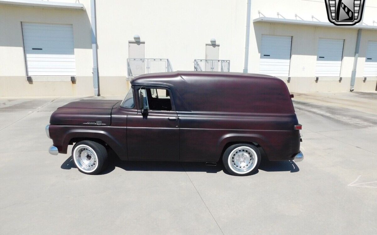 Ford-Panel-Truck-1959-9