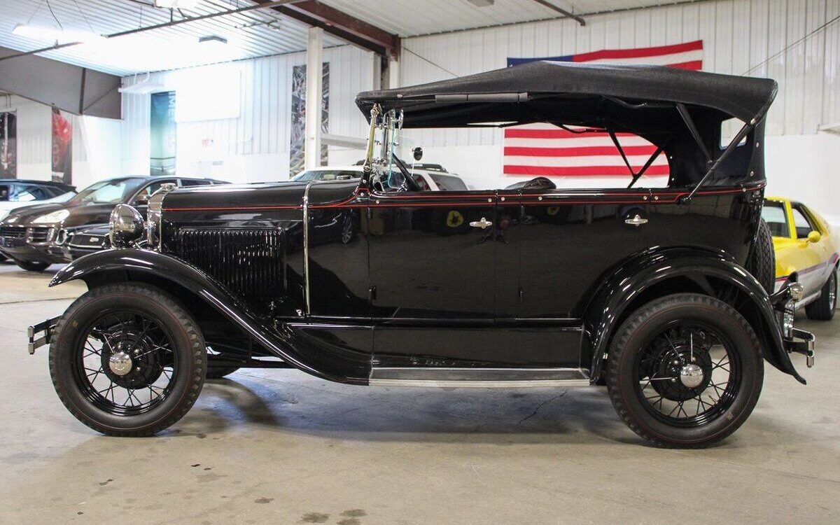 Ford-Phaeton-Cabriolet-1930-10