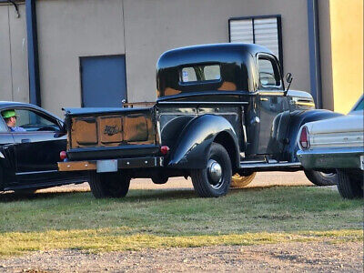 Ford-Pickup-Pickup-1946-5