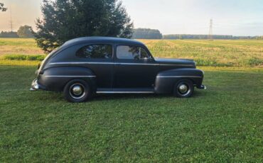 Ford-Sedan-electric-1948-14