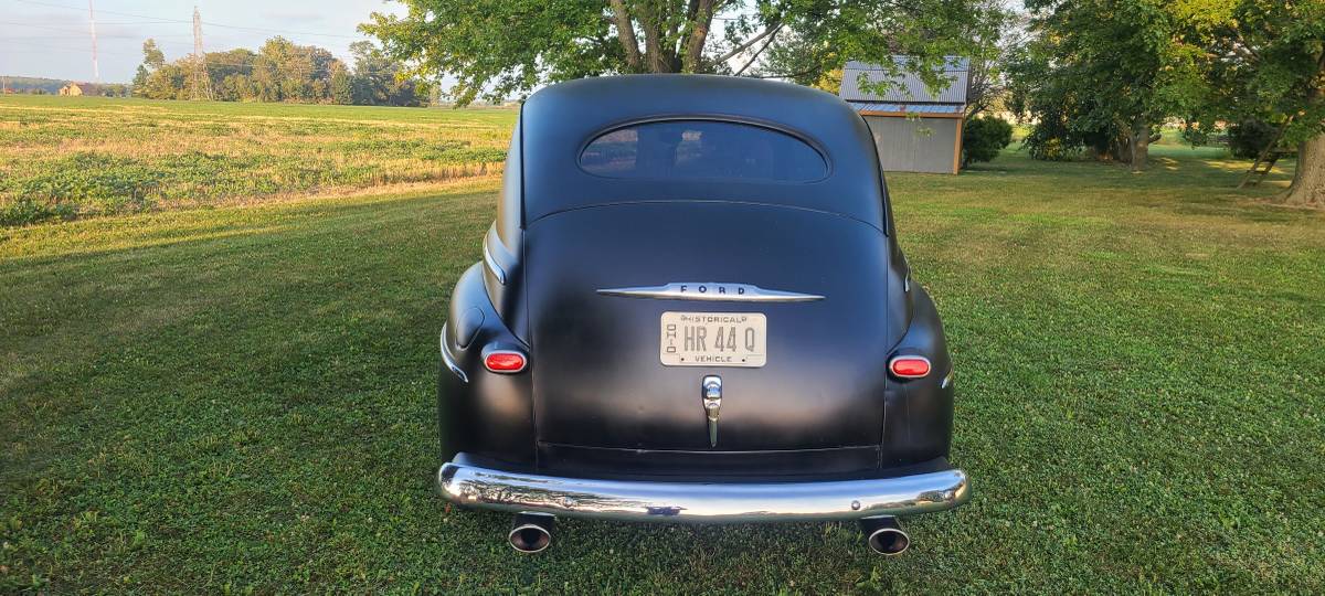 Ford-Sedan-electric-1948-6