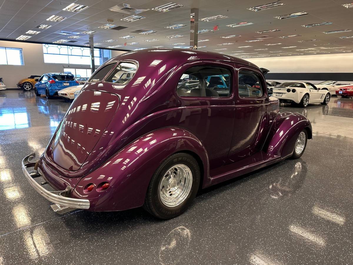 Ford-Slant-back-1937-3