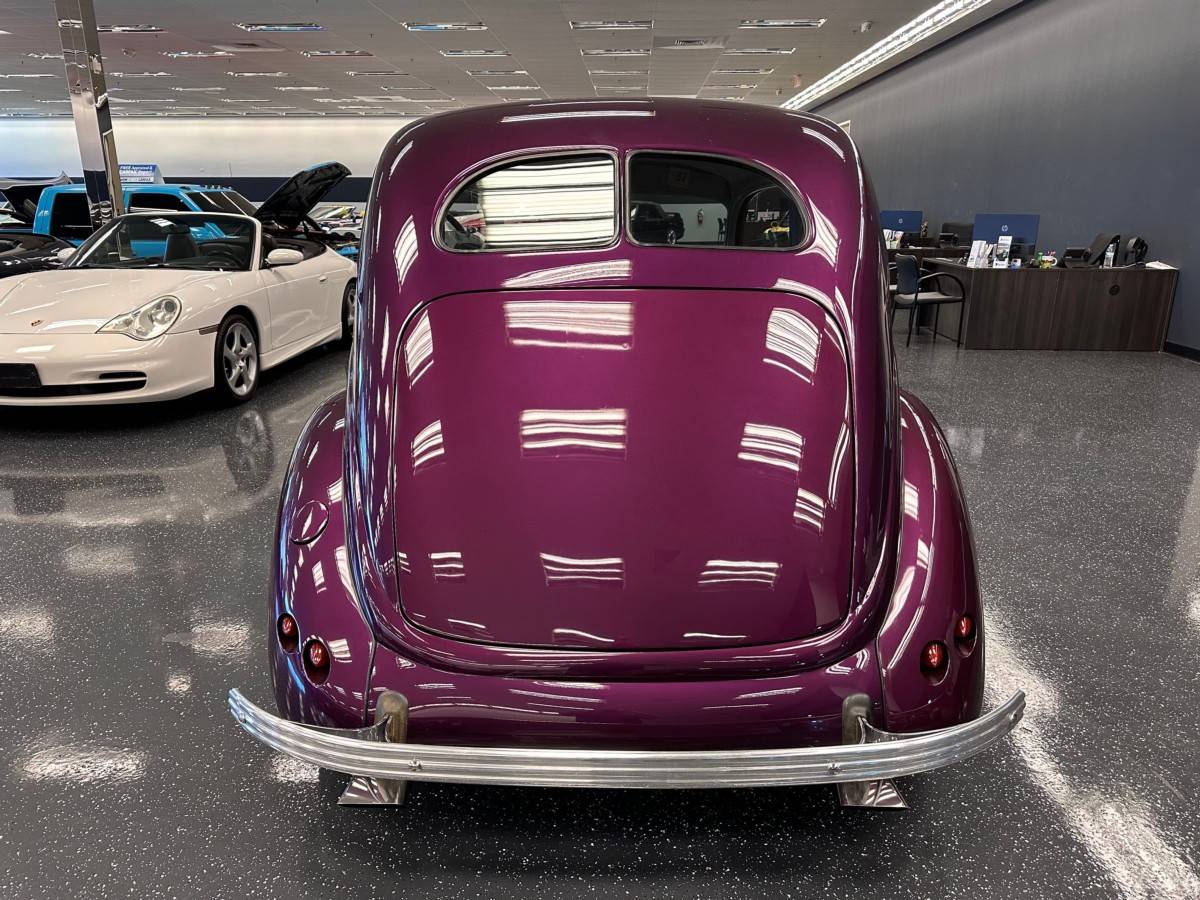 Ford-Slant-back-1937-4