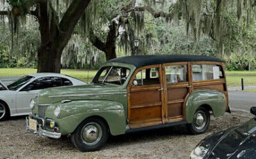 Ford-Super-Deluxe-Station-Wagon-Break-1941-2