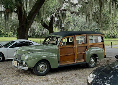 Ford-Super-Deluxe-Station-Wagon-Break-1941-2