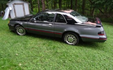 Ford-Thunderbird-1987-5