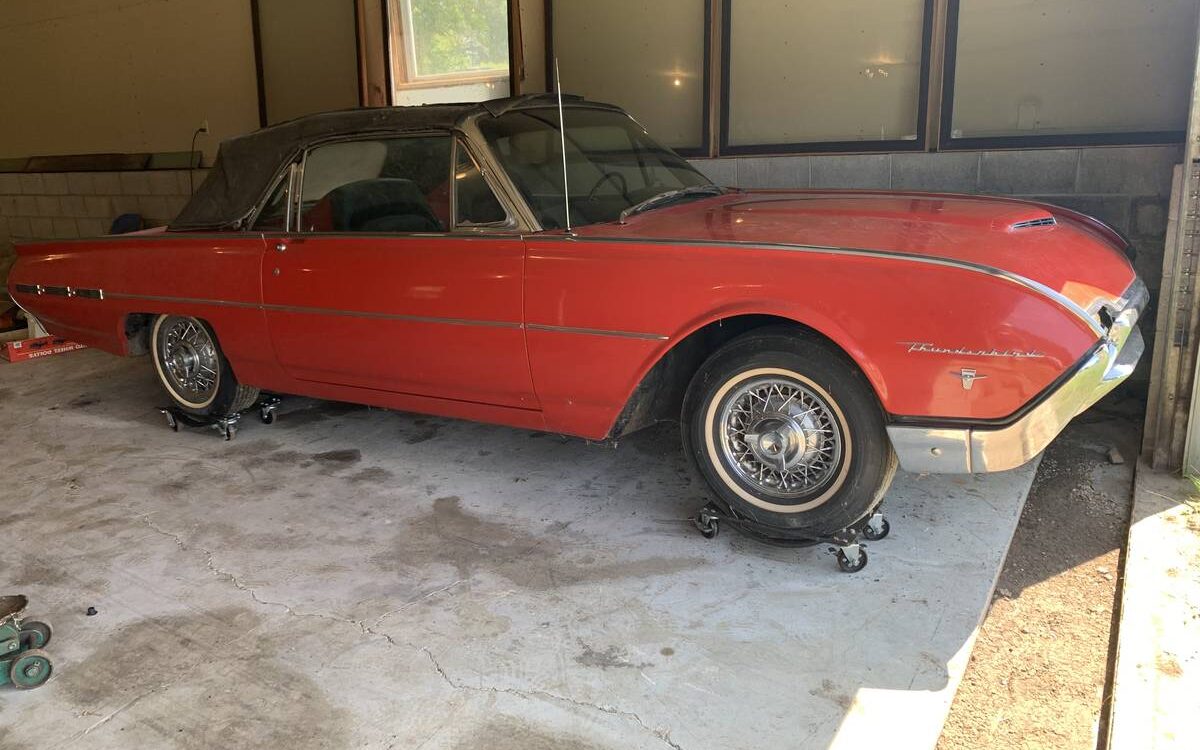 Ford-Thunderbird-convertible-1962