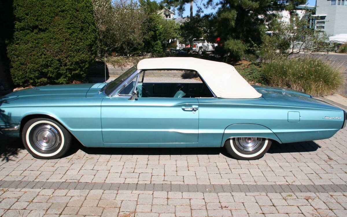 Ford-Thunderbird-convertible-1966