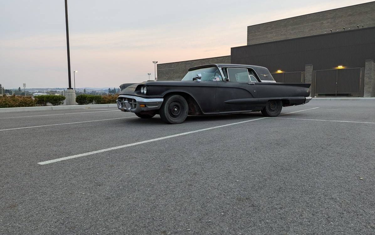 Ford-Thunderbird-coupe-1960