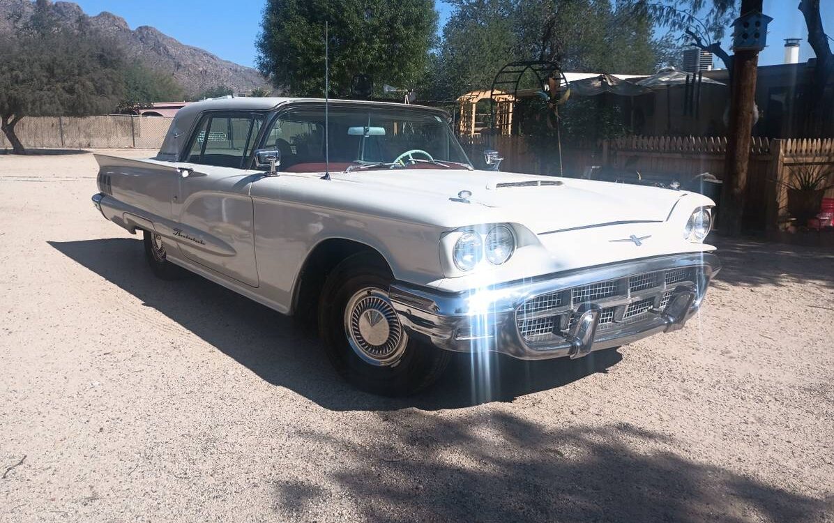 Ford-Thunderbird-coupe-1960