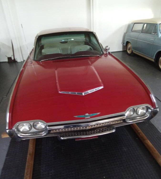 Ford-Thunderbird-coupe-1962