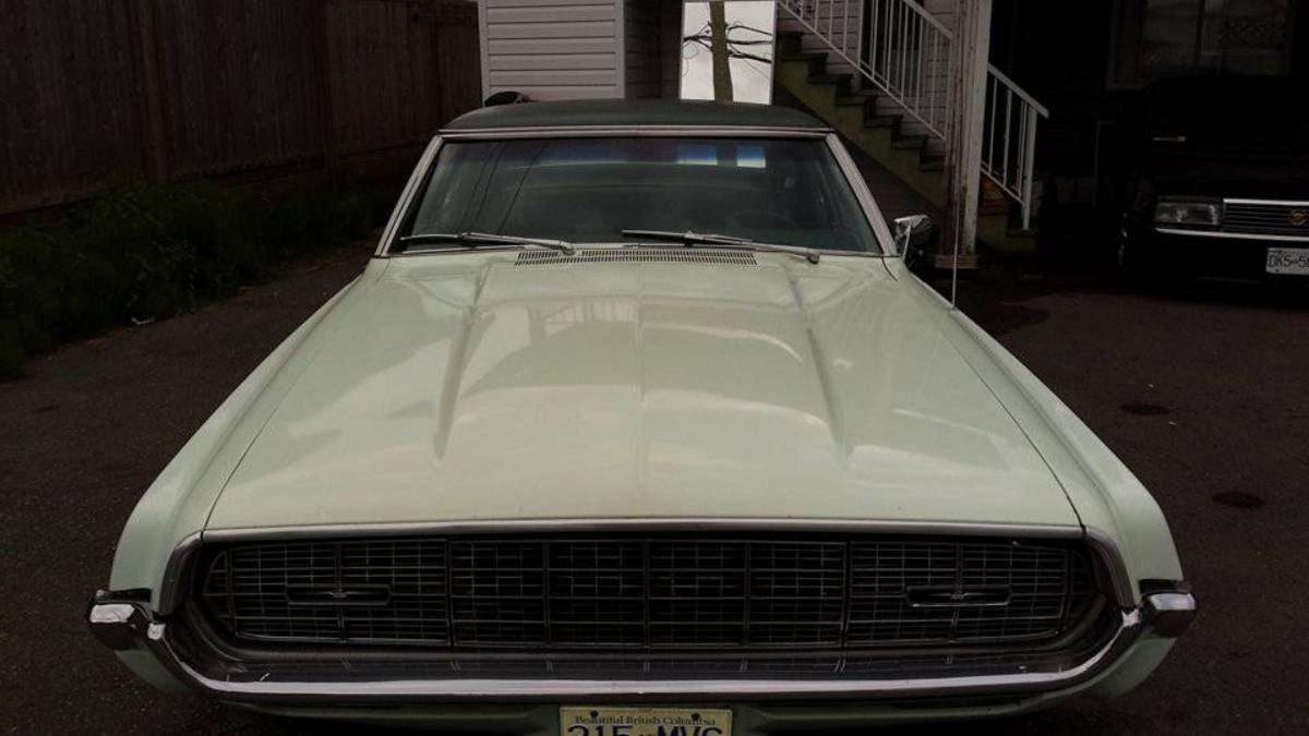 Ford-Thunderbird-landau-1968-19