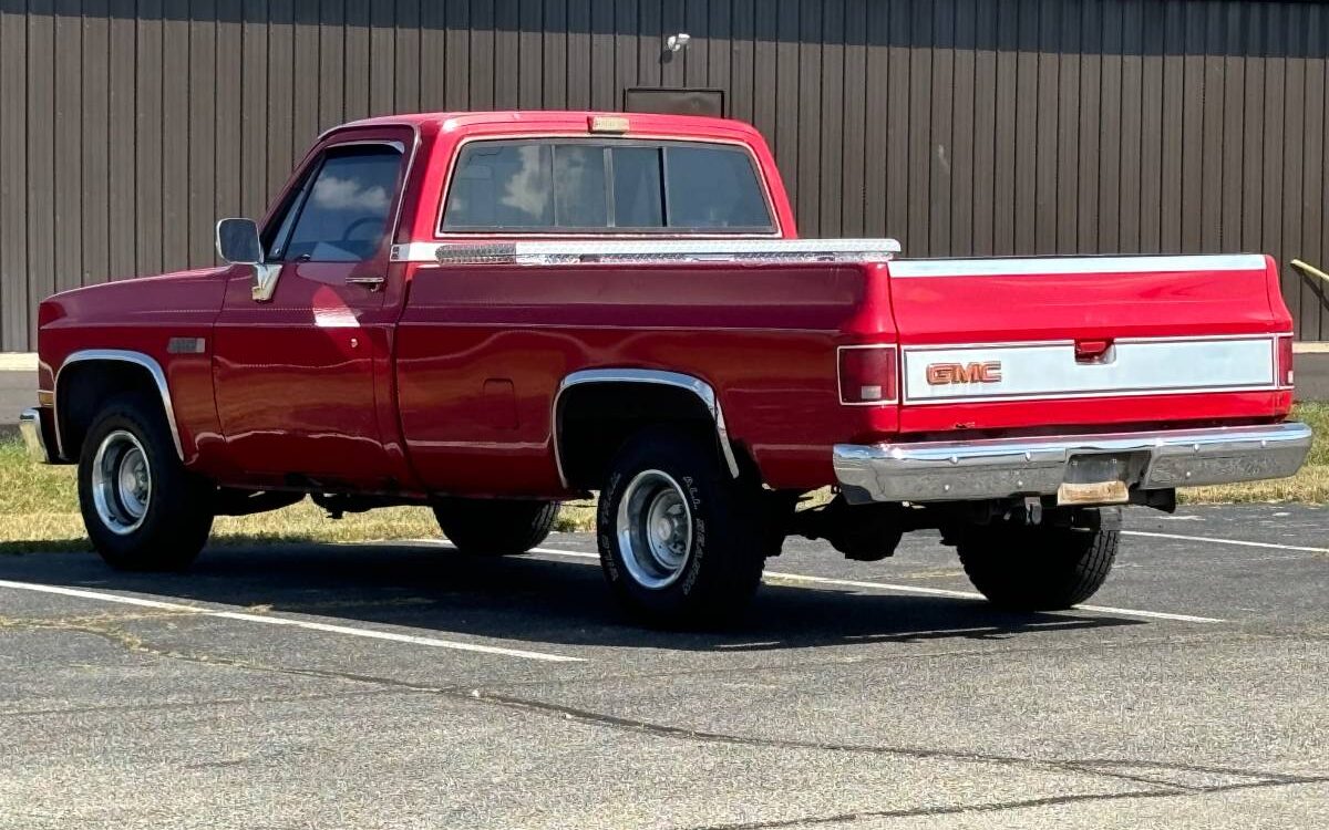 Gmc-Sierra-c1500-1986-5