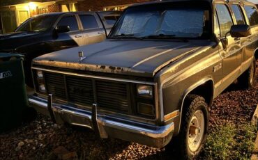 Gmc-Suburban-2500-1987-5