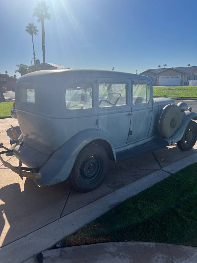 Hudson-Essex-terraplane-kt8-deluxe-1933-5