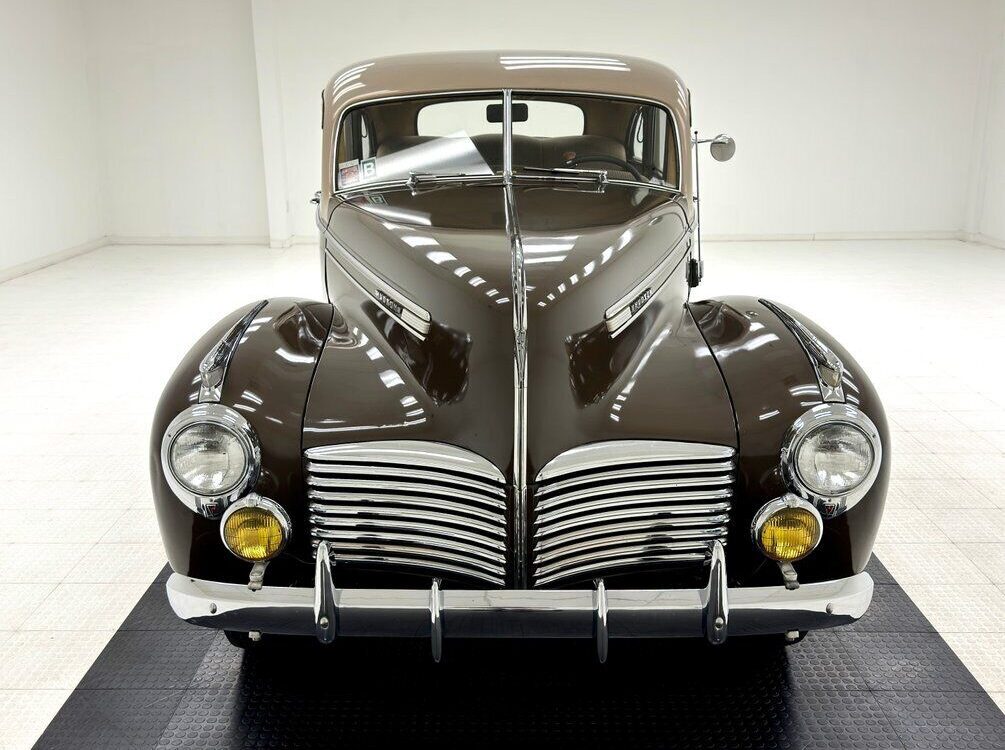 Hudson-Six-Traveller-10T-Berline-1941-8