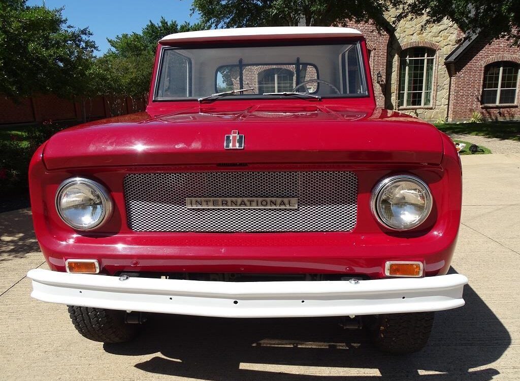 International-Harvester-Scout-800-Pickup-1967-2