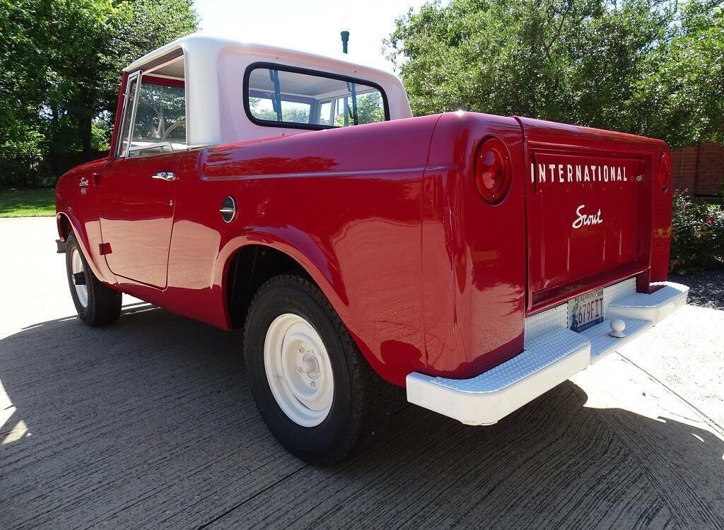 International-Harvester-Scout-800-Pickup-1967-30