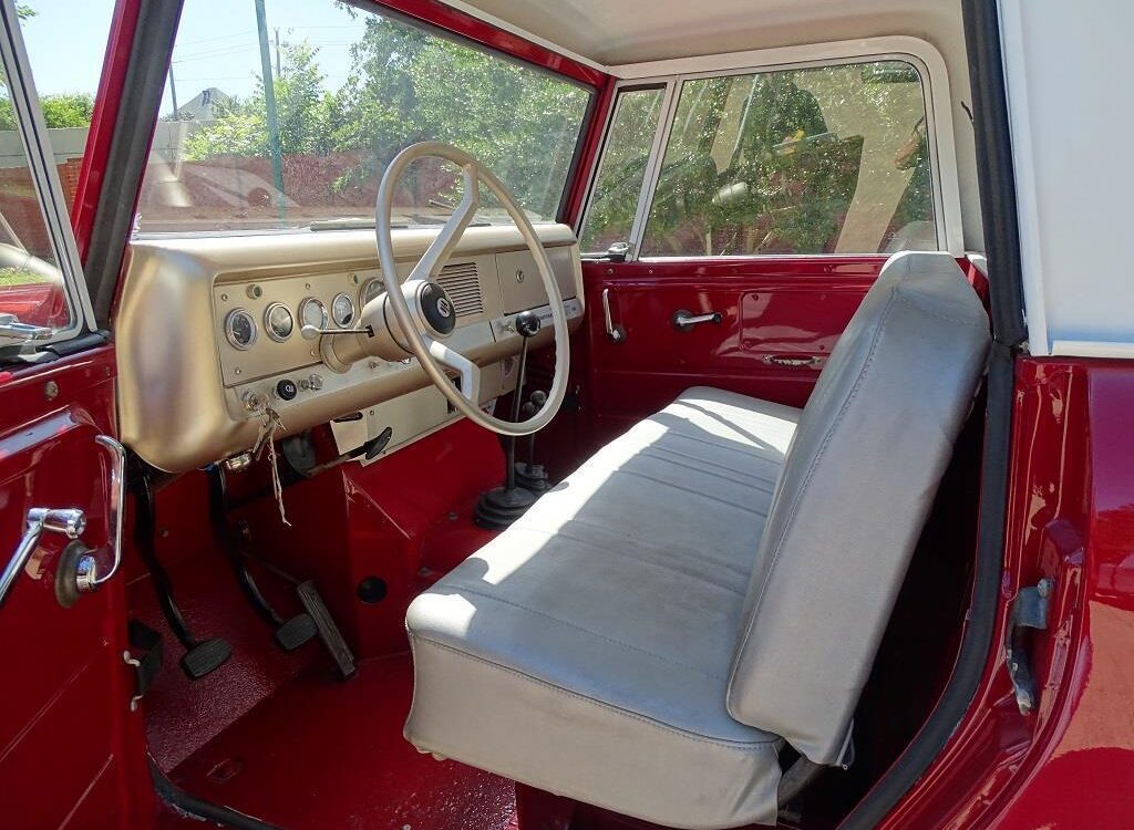 International-Harvester-Scout-800-Pickup-1967-4