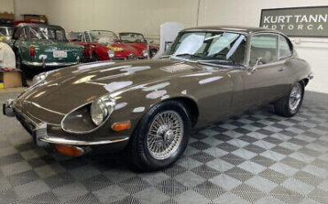 Jaguar-E-Type-1972-11