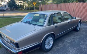 Jaguar-Xj12-1994-3