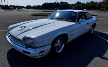 Jaguar-Xjs-v12-coupe-1994-5