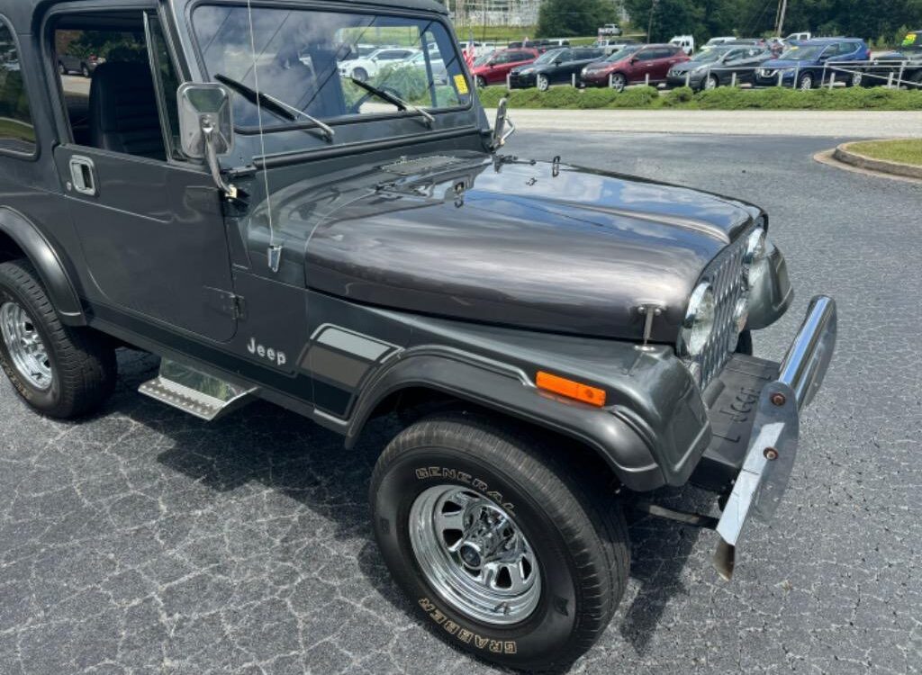 Jeep-CJ-7-39K-orig.-miles-2-owner-1986-11