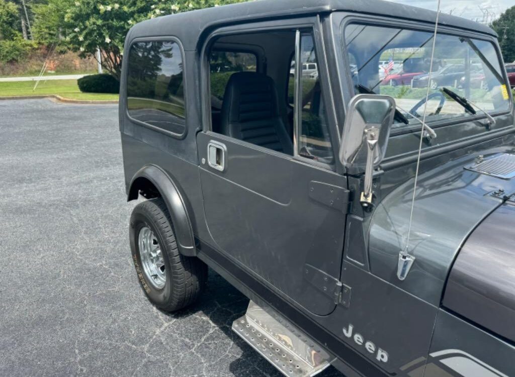 Jeep-CJ-7-39K-orig.-miles-2-owner-1986-9