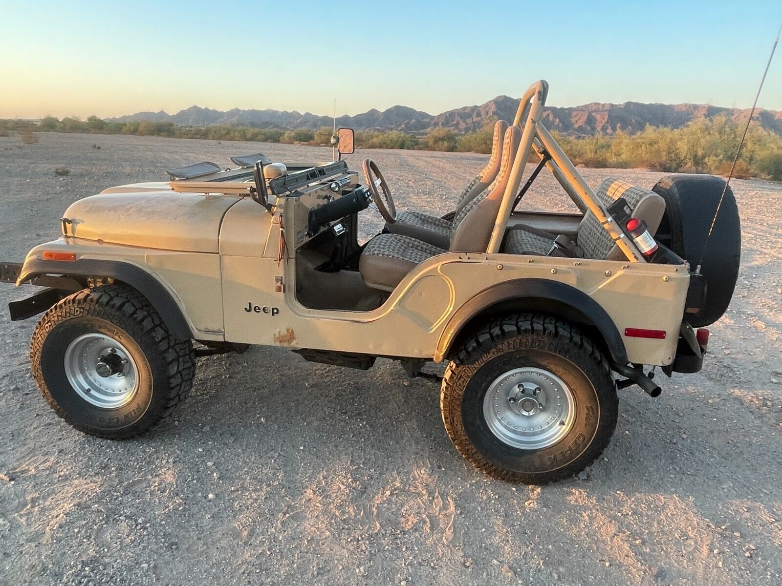 Jeep-CJ-Cabriolet-1977-29