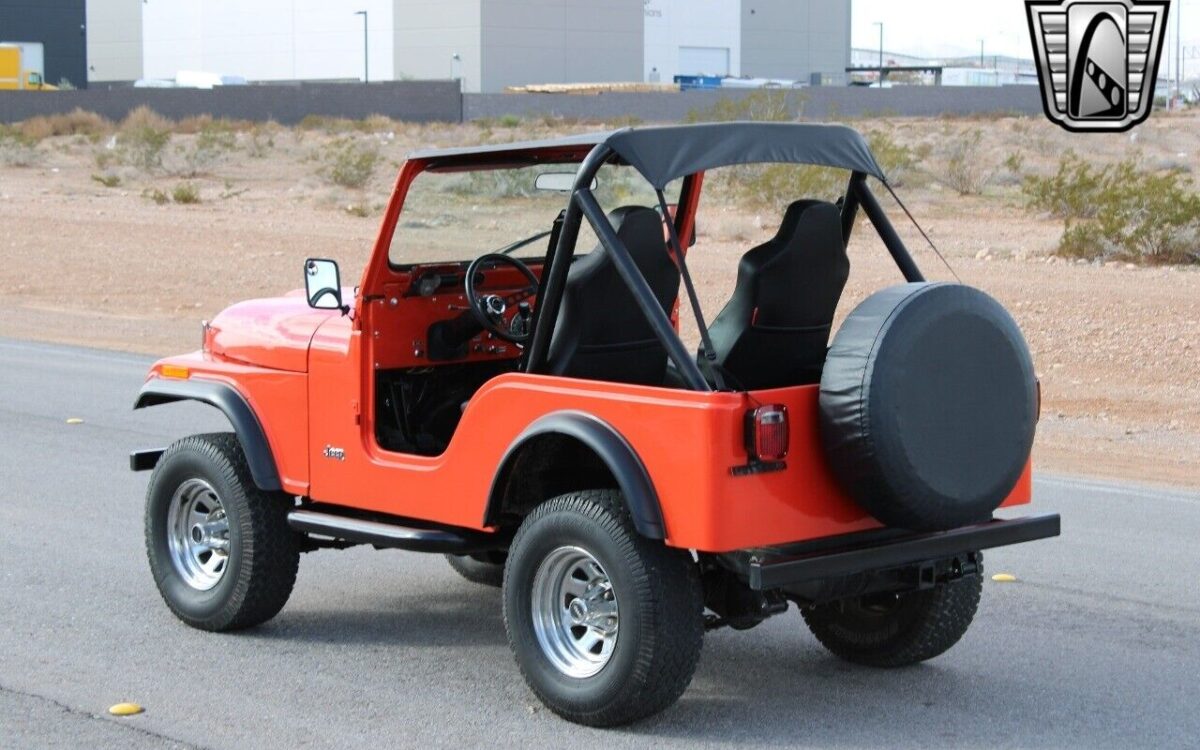 Jeep-CJ-Series-1982-7