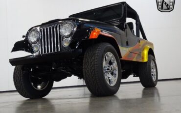 Jeep-CJ-Series-1983-3