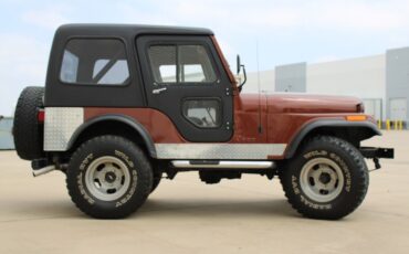 Jeep-CJ-Series-1983-6