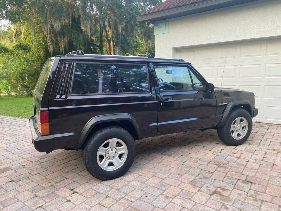 Jeep-Cherokee-1994-2